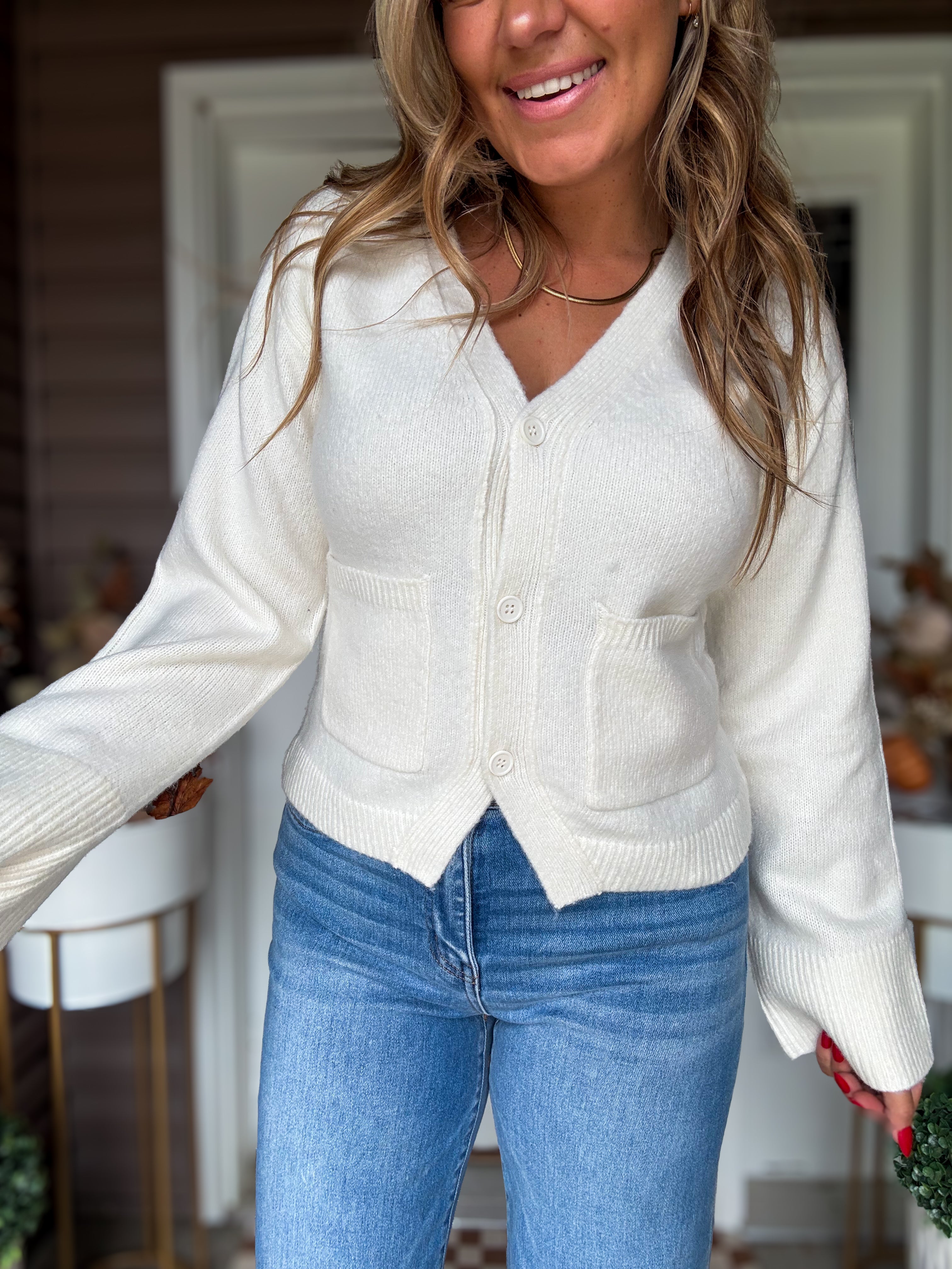 Steve Madden Women's Mimi Cardigan Sweater - Long Sleeve Deep V-Neck Button Front