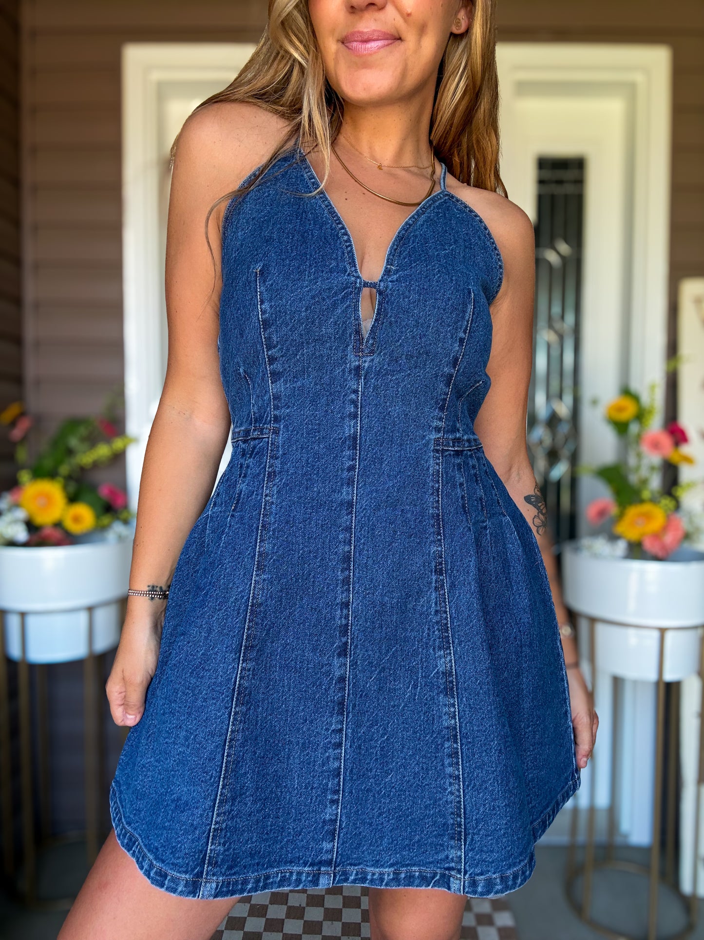 steve madden denim dress Women's Meaghan Sleeveless Dresses - Blue Heather - Size XS designed with a square neckline and sleeveless bodycon silhouette that highlights your bodys curves with confident structure Steve Madden Women's Robbie Mini